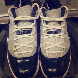 Air Jordan Retro 11 Low Georgetown Size 11